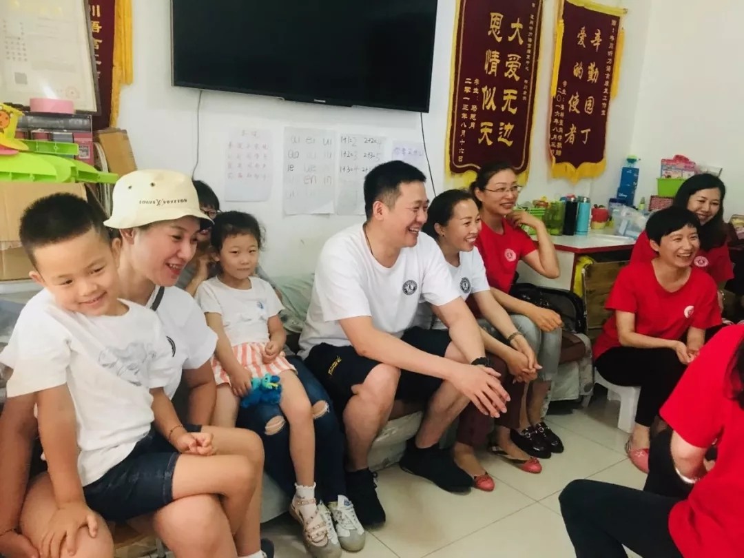 無聲的世界，有聲的愛 遠行愛